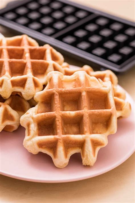 Mochi Waffles - IzzyCooking