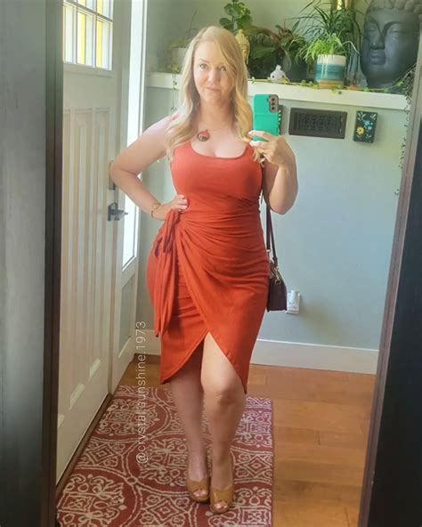 Sensualsunshine: The OnlyFans Star Experts Say You NEED To Follow (And Why!) Image 14