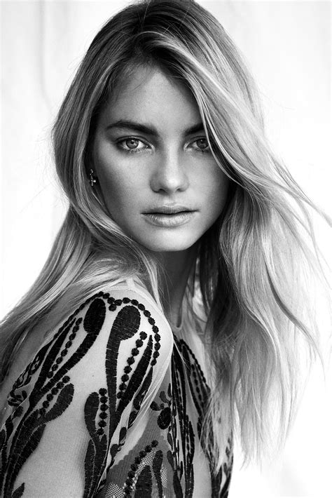 LIVRAH EXCLUSIVE: ELYSE TAYLOR — L I V R A H M É