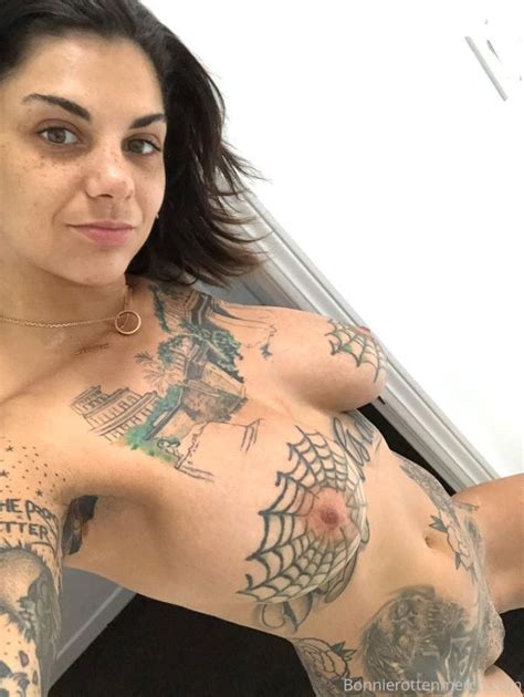 Bonnie rotten oral