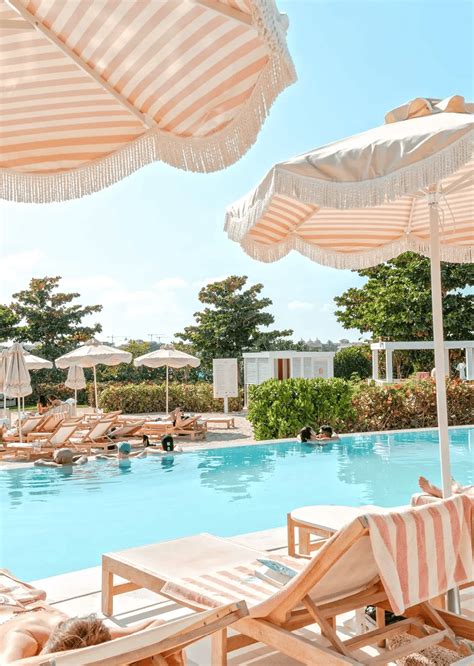 The 305 - Miami-inspired Beach Dining | West Beach