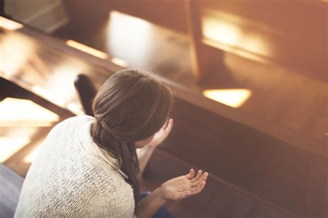 10 Ways Your Pastor Wishes You Would Pray for Him | Revive Our Hearts