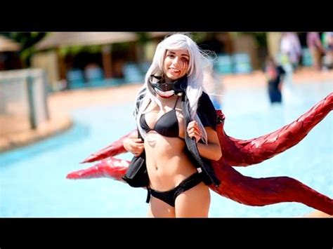 COLOSSALCON 2015 - Cosplay at a Water Park! - YouTube