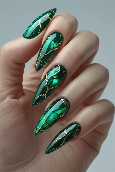 Emerald Opal Geode Nails – Luxe Crystal-Inspired Nail Art in 2025