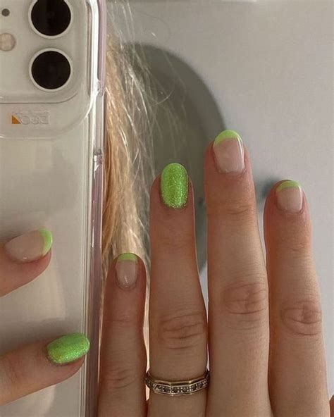 30+ Gorgeous Lime Green Nails To Try Right Now