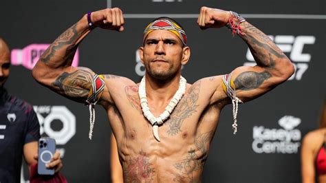 alex pereira   light heavyweight explaining brazilian ufc