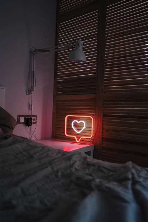 Лайк мини - Неоновые вывески FLIX NEON