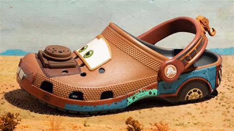 La franchise Cars a transformé Martin le dépanneur en paire de Crocs