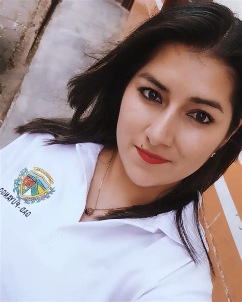 Alexandra M. Granda (@johely2806) • Instagram photos and videos