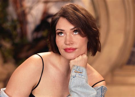 Siena Kelly - 1883 Magazine