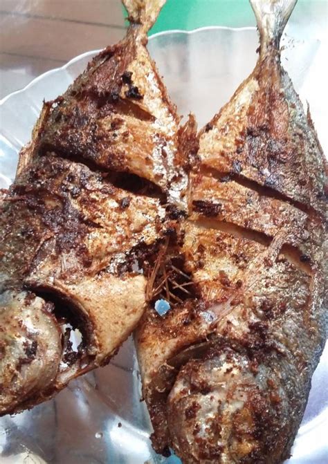 resep ikan kuwe goreng praktis oleh noeryationggowarsito cookpad