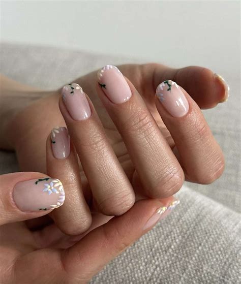 natural nail art designs