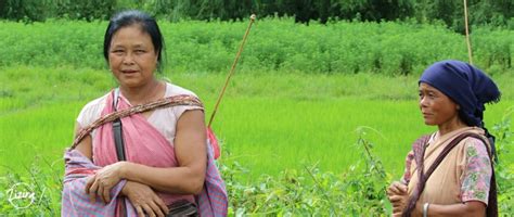 Nothing like the simple Lines of a Traditional Dress of Meghalaya