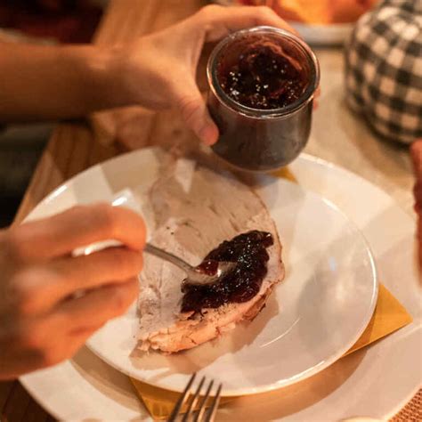 how long to defrost 25 pound turkey