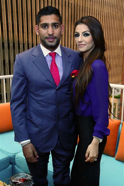 Former boxing champion Amir Khan announces divorce, then fights dirty ...