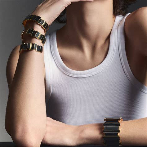 Bangle-Up I High-fashion and original jewelry for women