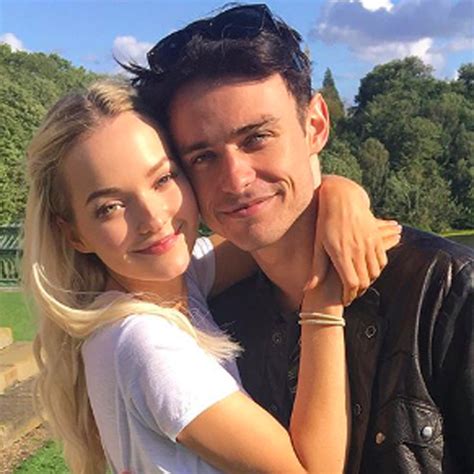 Hottest Women Celebrity's Love Life: A Complete Timeline Image 20
