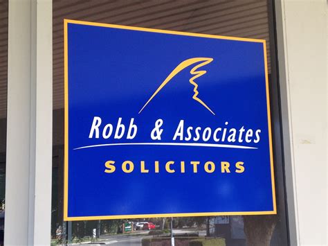 Robb & Associates Solicitors - Lawyer 554 Smollett St, Albury NSW 2640 ...