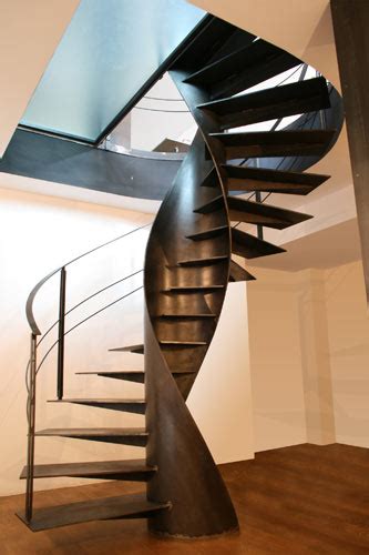 Stylish Home Design Ideas: Spiral Stairs Design