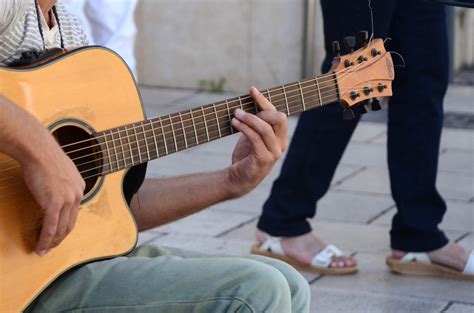無料画像 : 音楽, アコースティックギター, 若い, 計器, ミュージシャン, ベーシスト, ギタリスト, ロープ, ベースギター, コード ...