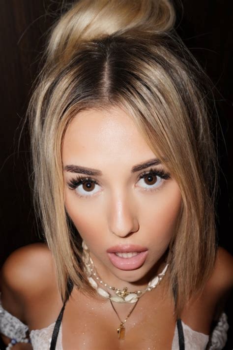 Samantra OnlyFans - Profile Stats and Graphs, Photo History, Free Trial