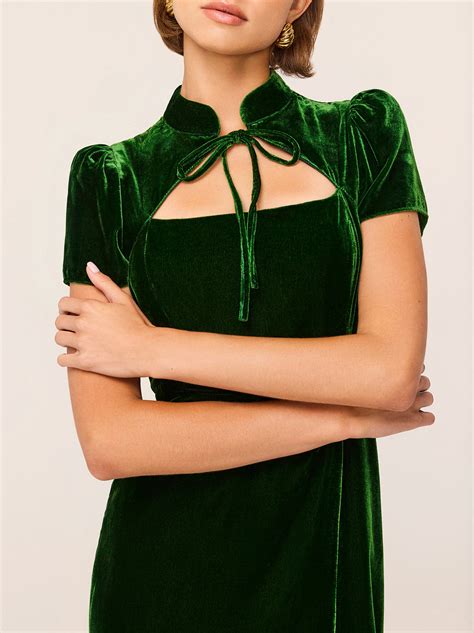 Carmella Green Velvet Midi Dress | KITRI Studio