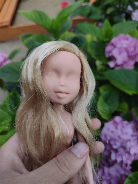 Naomi Dolls - Beauty