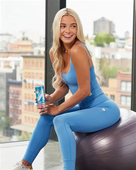 Experts Predict The Future Of Livvy Dunne And Fapello Image 3