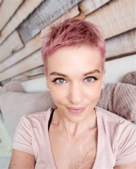 Precious pink pixie 💗 | Short pixie haircuts, Pixie hairstyles, Womens ...