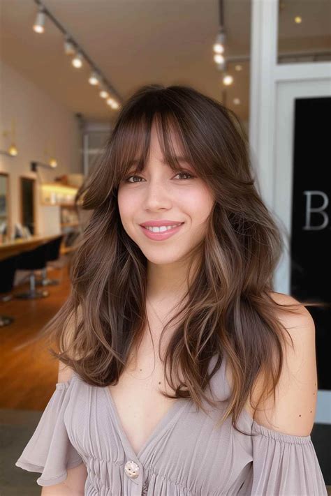 25+ Women Prove Curtain Bangs Are Still Trendy in 2025 | Thin wavy hair