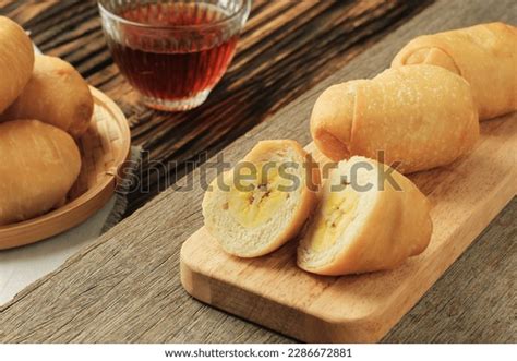 Pisang Molen Indonesian Traditional Food Fritter Stock Photo 2286672881 ...