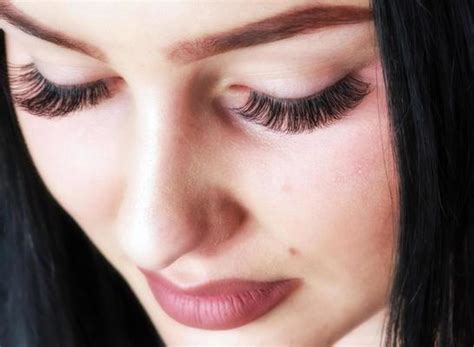 beauty lashes stock  images  backgrounds