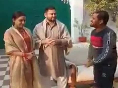 singer chhotu chhalia reached rabri residence   song rachel