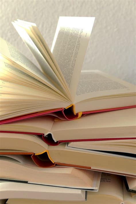 baca buku huruf sampai foto gratis  pixabay pixabay