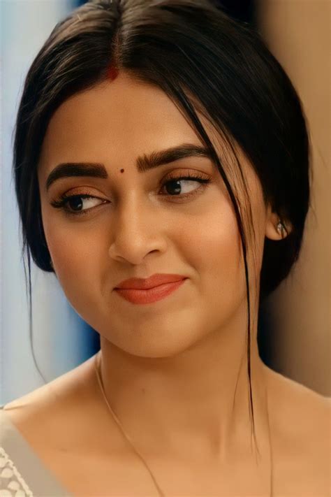 tejasswi prakash beautiful face images   beautiful women