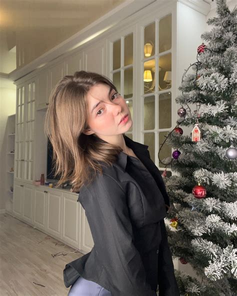 Єва 🇺🇦 (@plumpy.mage_eva) • Instagram photos and videos