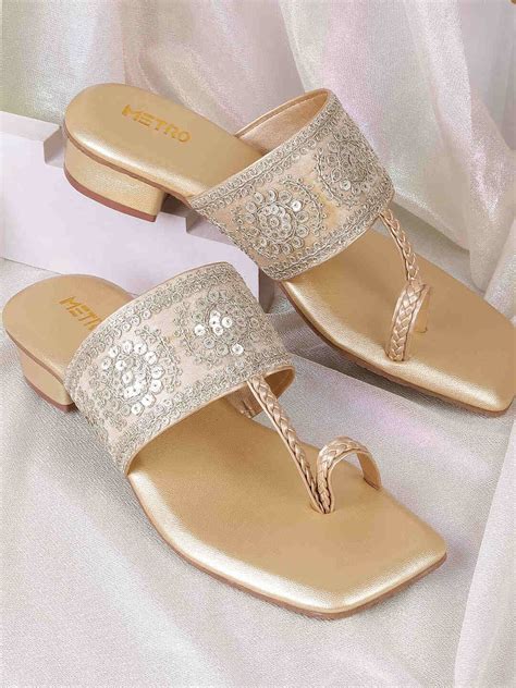Buy Metro Embellished Block Sandals - Heels for Women 30716873 | Myntra