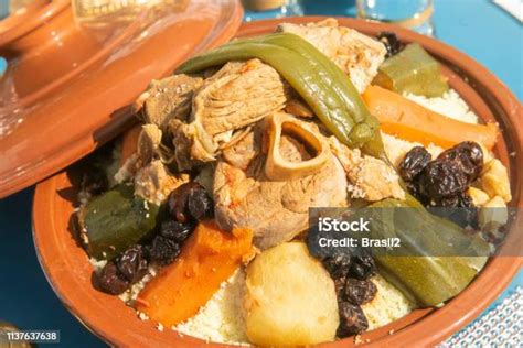 Algerian Couscous Stock Photo - Download Image Now - Algeria, Beef ...