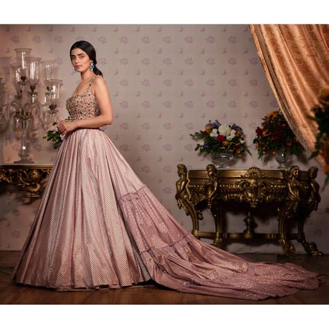 70+ Wedding Gown Designs Every Bride Must Get Their Hands On