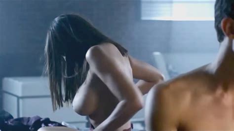 Charisma Carpenter nude pics, página - 4