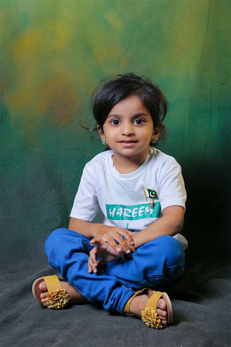 Pakistani Girl Photos, Download The BEST Free Pakistani Girl Stock