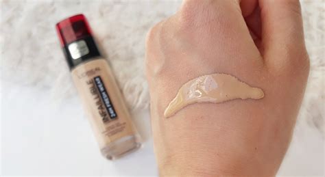 L´Oréal Paris Infaillible 24H Fresh Wear tekući puder - Chanel and Rebel