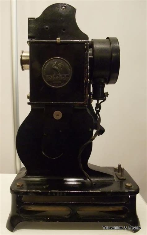 Projecteur Pathé Baby 1er modèle 1922 | Trouvailles & Envies Sarl