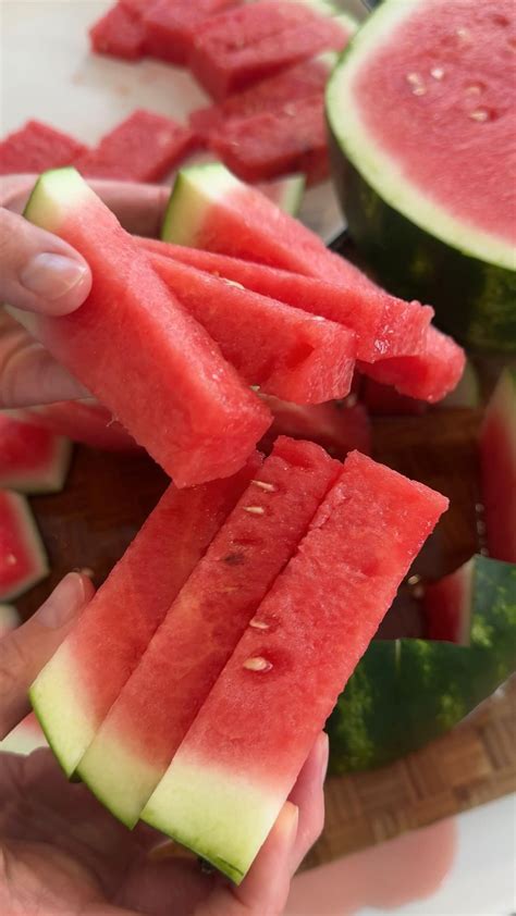 how to tell if a watermelon is ripe 8