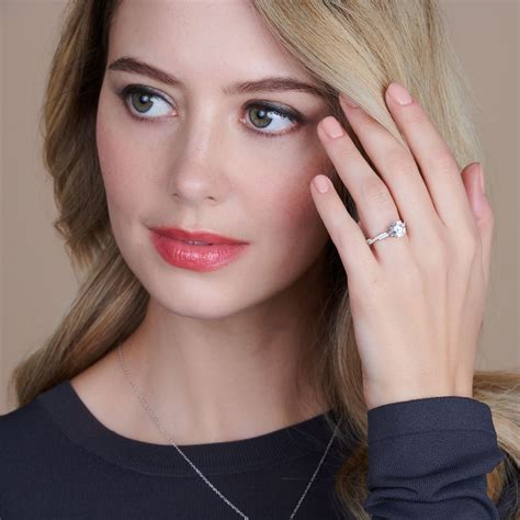 Twisted Vine Hidden Halo Engagement Ring – With Clarity