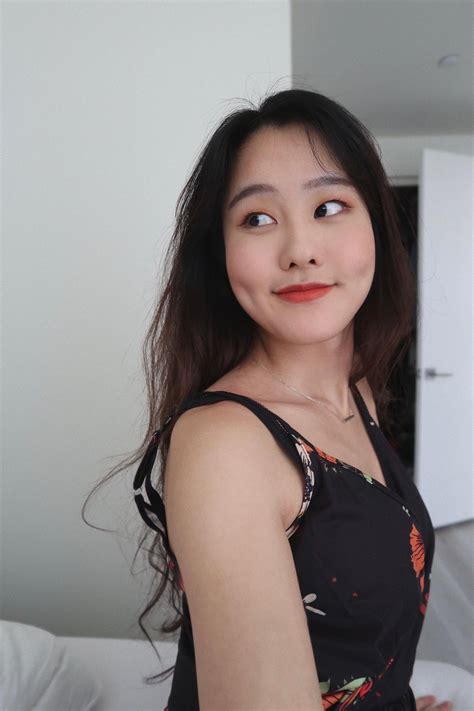 All About YouTuber 39daph: Boyfriend, Age, Net Worth, Real Name