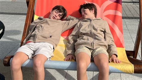 twins  separated  school mum advises pros  cons