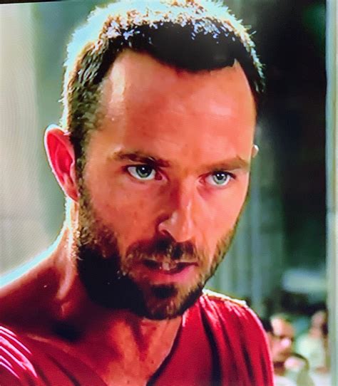 Pin by Judy Shaw on Sullivan Stapleton | Sullivan stapleton, Sully