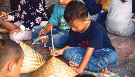 lukis caping kebun wisata pasirmukti