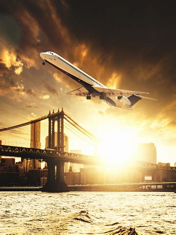 Airplane In New York City Stock Photo - Download Image Now - Airport, New York City, Airplane ...